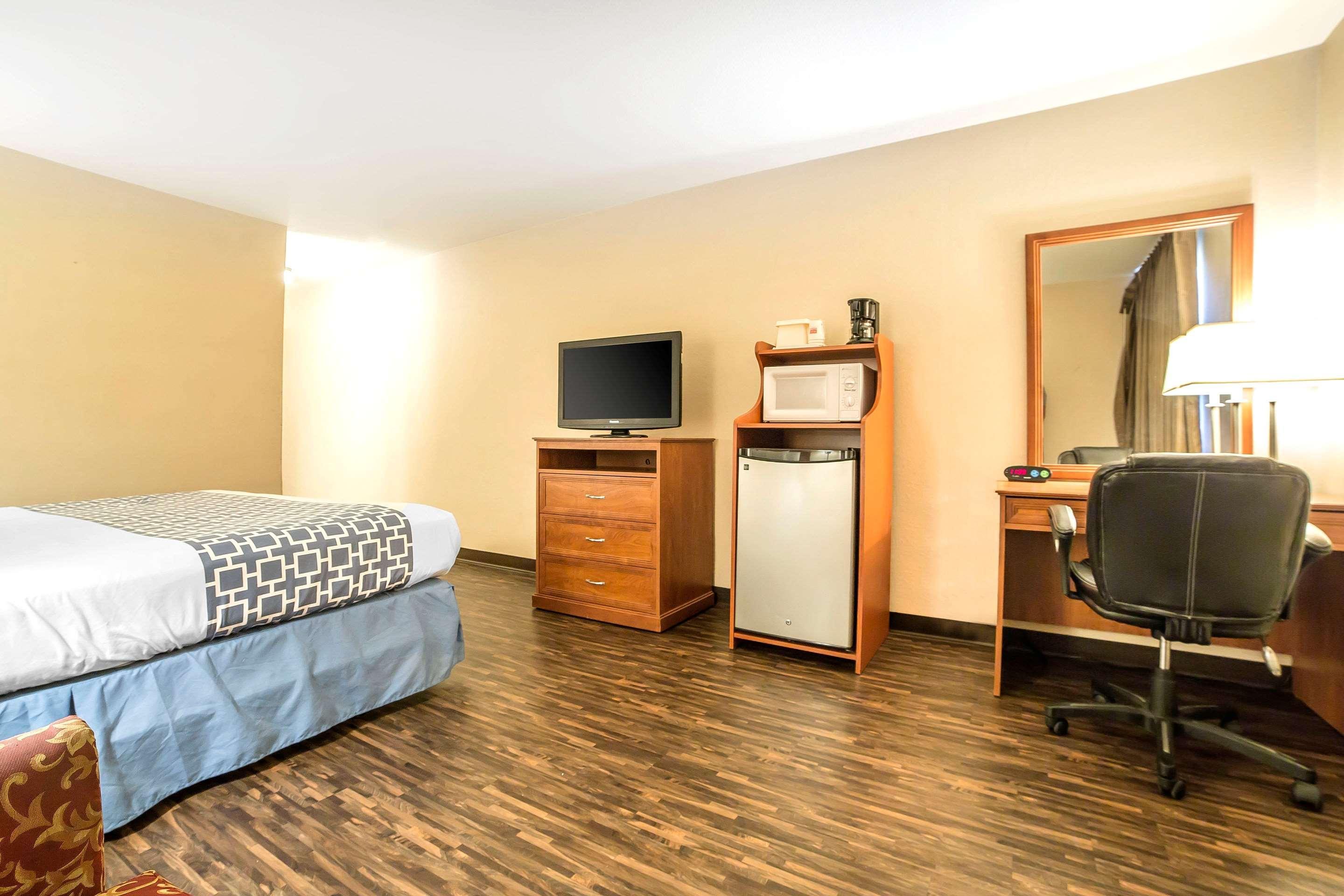 Econo Lodge Inn & Suites Sandy Exterior foto