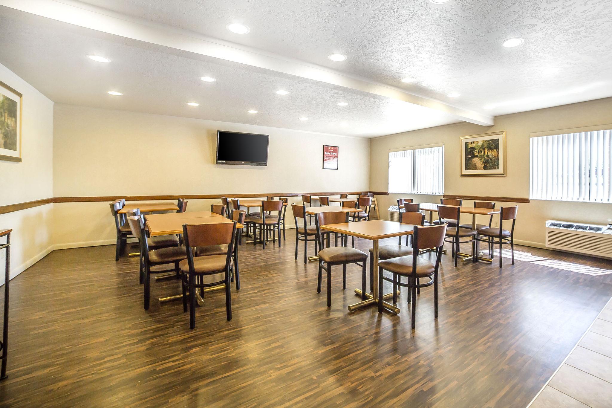 Econo Lodge Inn & Suites Sandy Exterior foto